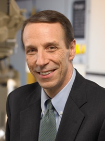  Russell J. Campanello iRobot 人力资源和企业公关执行副总裁